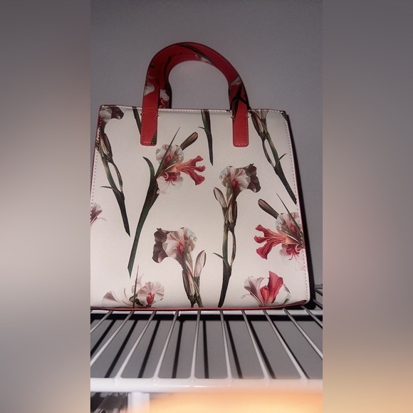 Ted Baker Floral White and Pink Tote Bag- The Icon - Picture 3 of 4